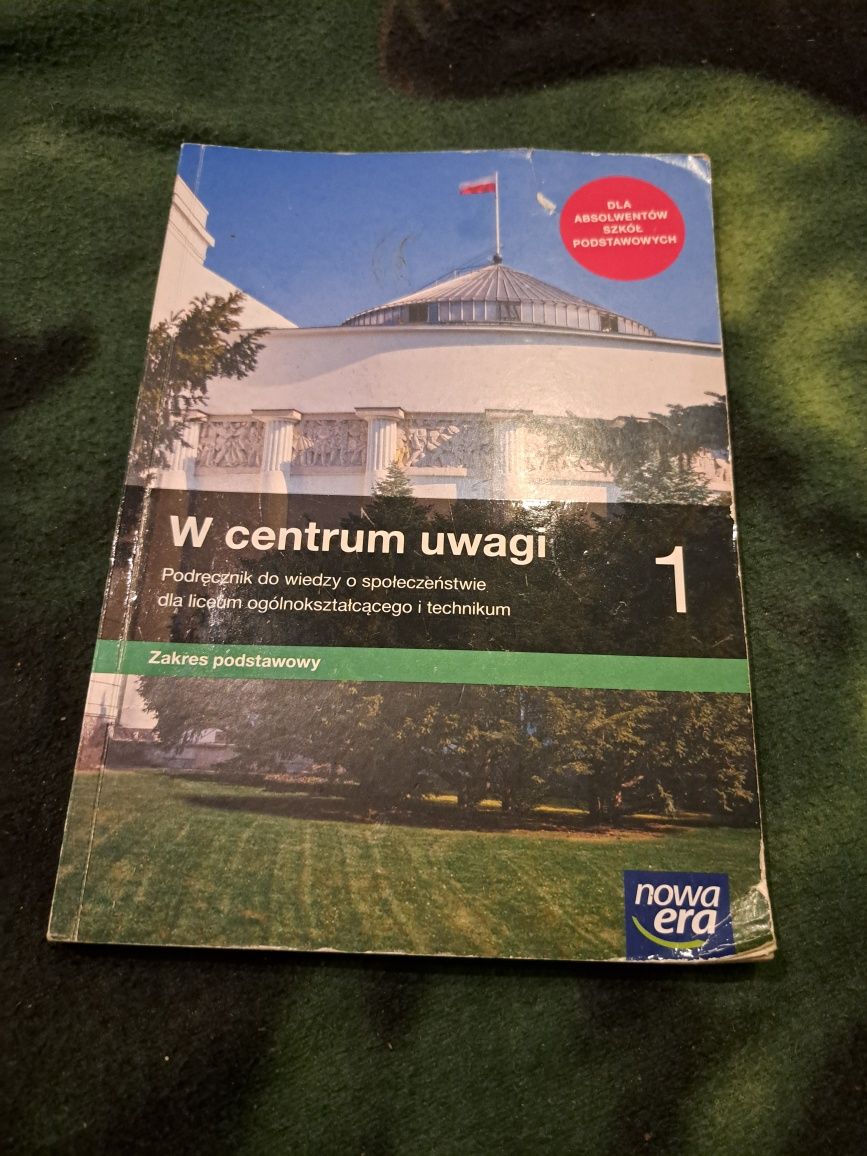 Podrecznik wiedzy o społeczeństwie