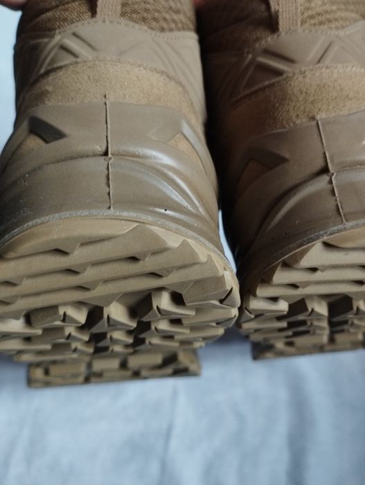 Чоботи чоловічі Lowa