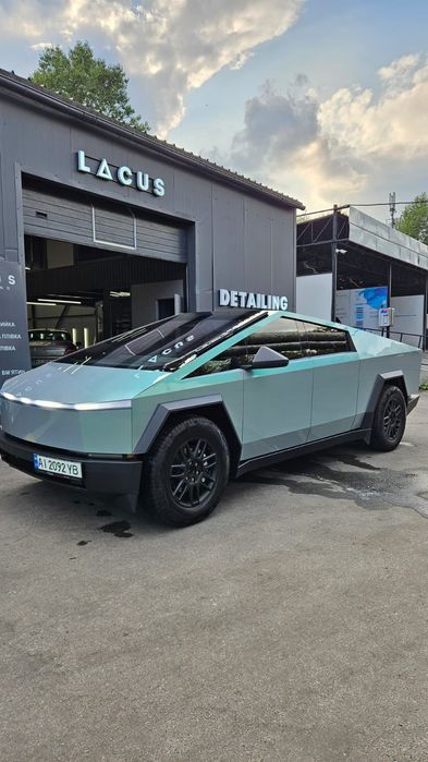 Продам Cybertruck