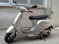 Listwy boczne okołosilnikowe owiewki Vespa Et2 Et4 50/125cc