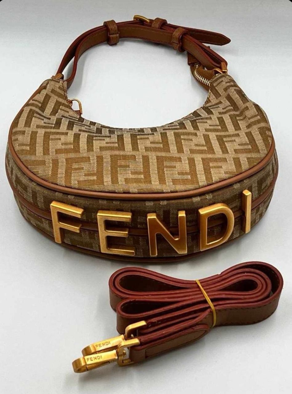 Жіноча сумка клатч Фенді Fendi Нова модель