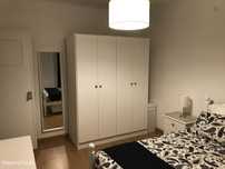 68192 - Quarto com cama de casal em casa com 2...