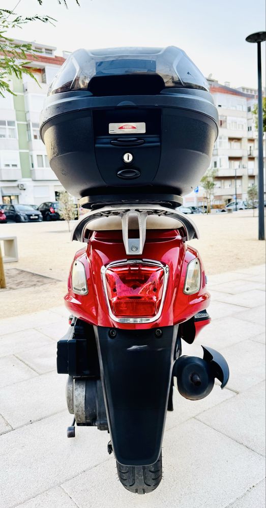 LINDA SCOOTER Sym FIDDLE 2 125S 2011 com 25mil kms apenas!