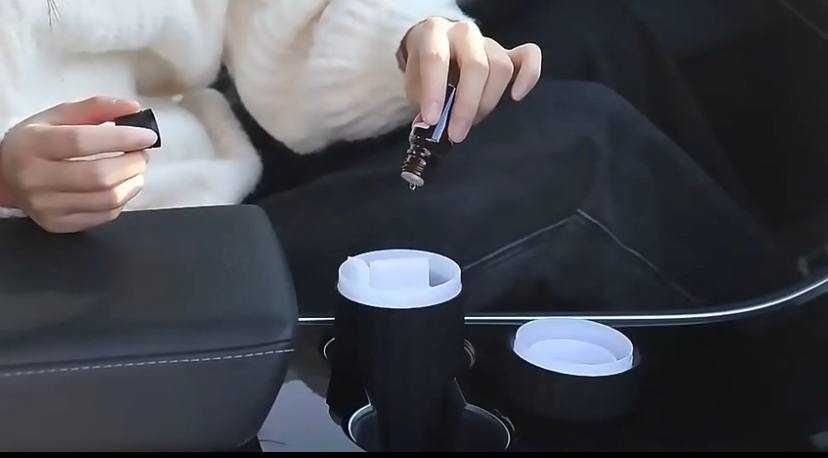 Зволожувач повітря, аромадифузор ефірних олій з ефектом полум'я.