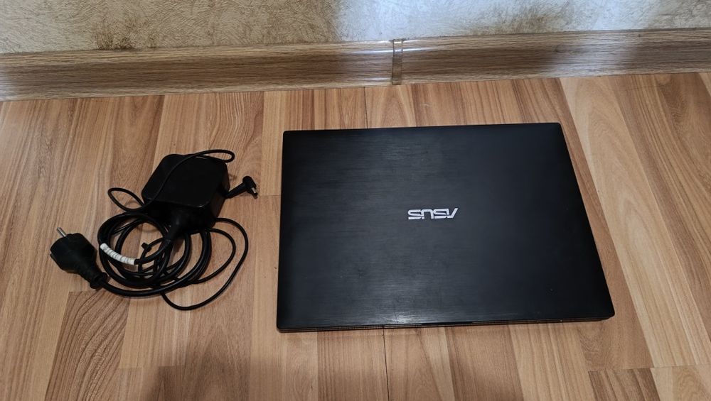 ASUSPRo pu301 робочий