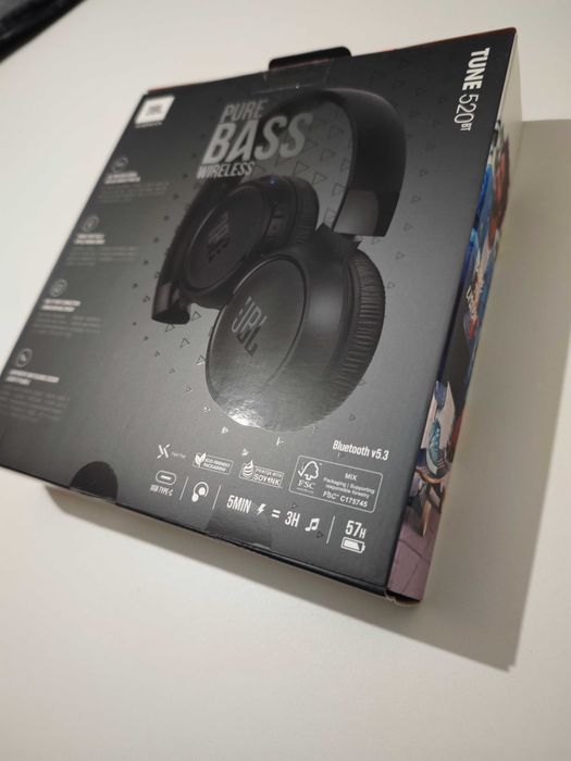 Fones JBL TUNE 520 BT (Novo e Selado)