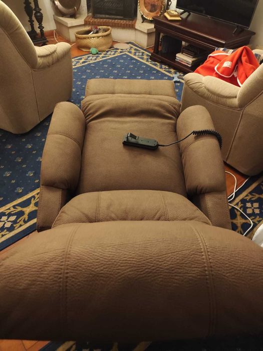 Cadeirão RELAX eléctrico quase novo