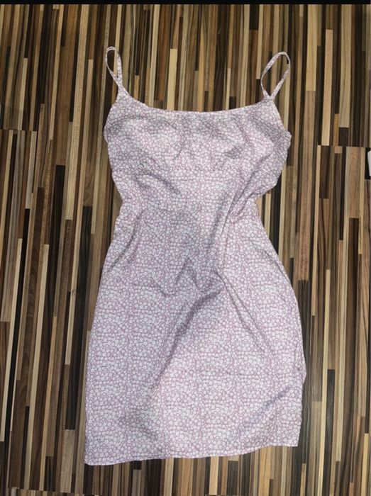 Sukienka xs kwiaty na ramiączkach zapinana