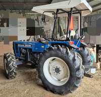 Trator New Holland 3935