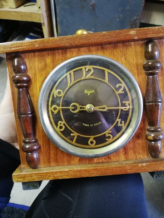 Stary zegar kominkowy MAJAK radziecki