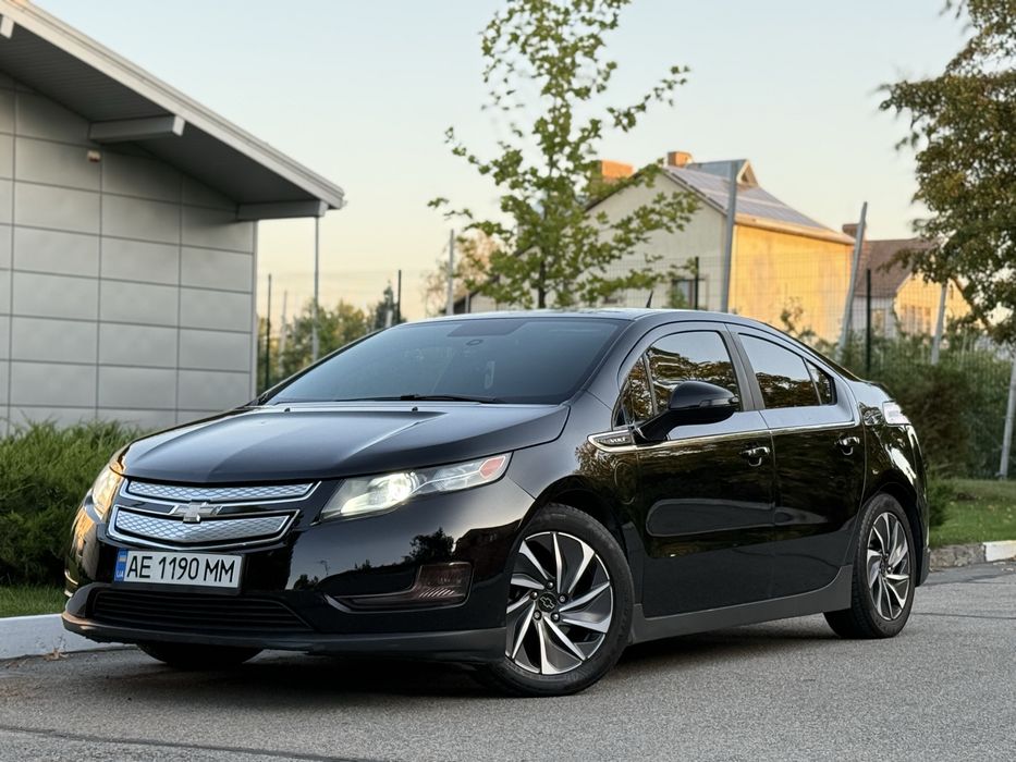 Продам Chevrolet Volt 2014 Plugin Hybrid