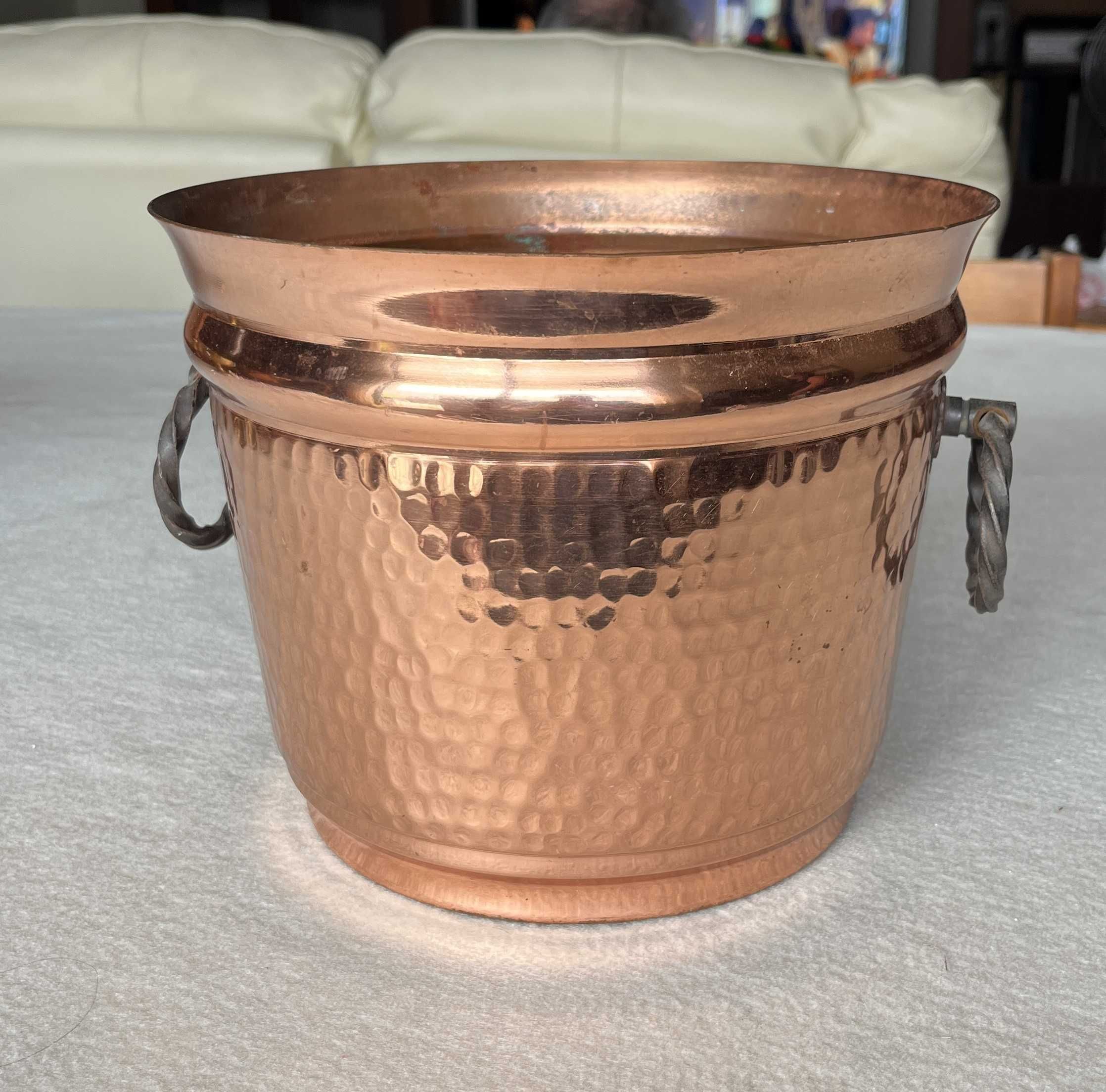 Balde em Cobre Martelado com 2 pegas