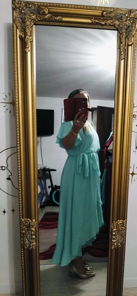 Przepiękna sukienka Na każdą okazję Biust do 140 cm