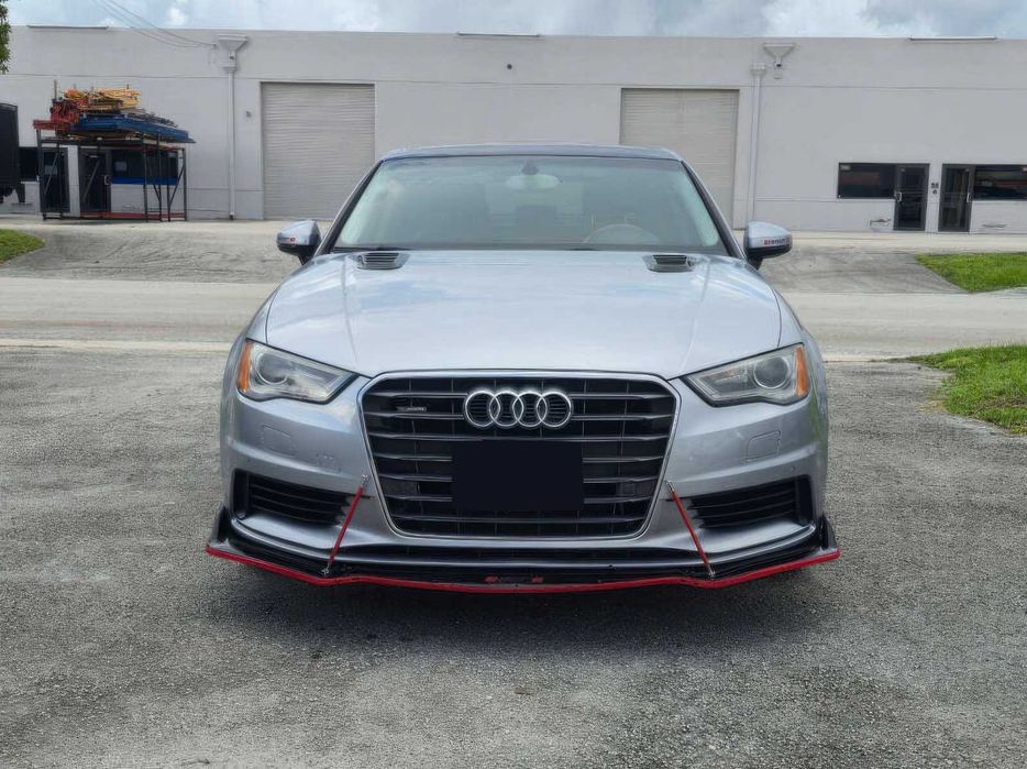 Audi A3      2015
