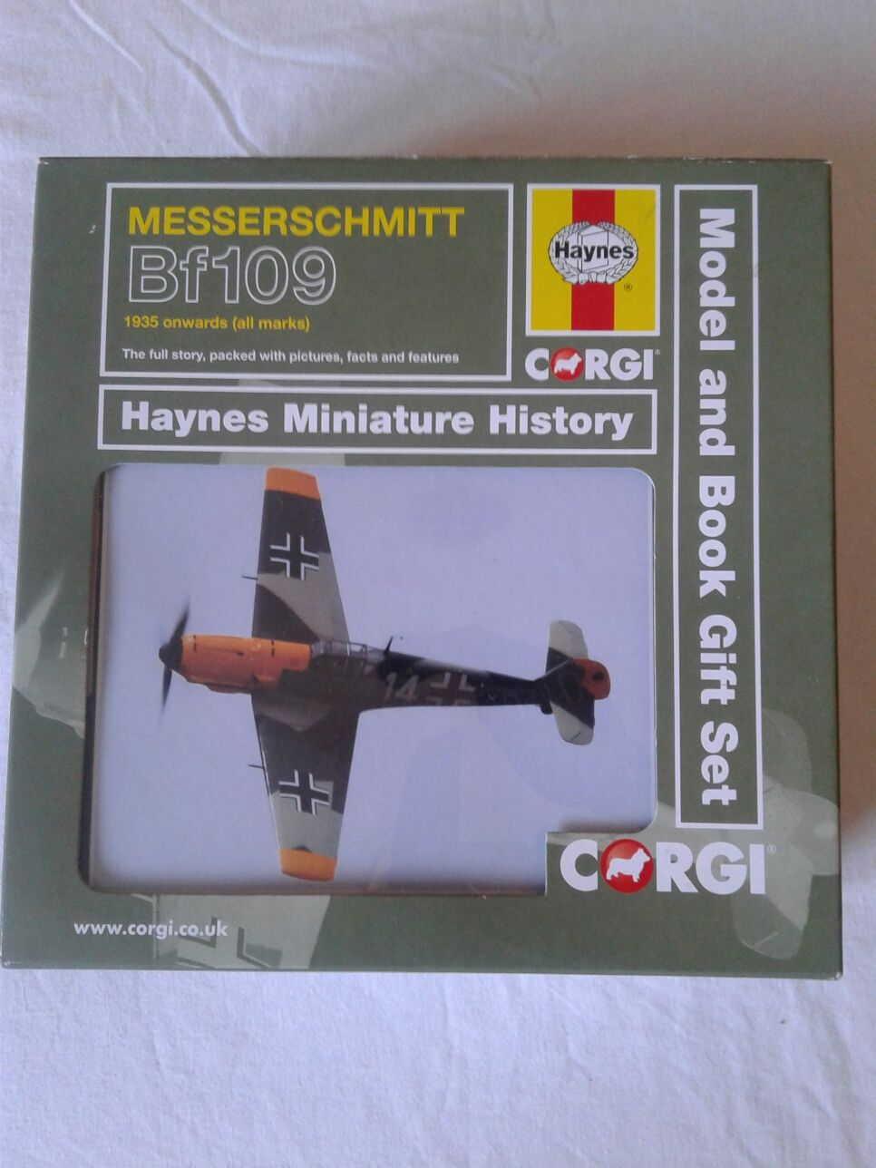 Nowy Model Messerschmitt Bf109 "CORGI " 1:72