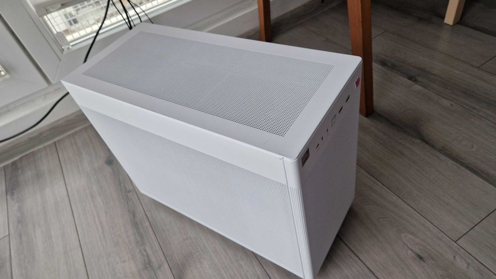 Komputer PC do gier (Ryzen 5 5600x, RX7600, 32Gb Ram, SSD 512Gb)