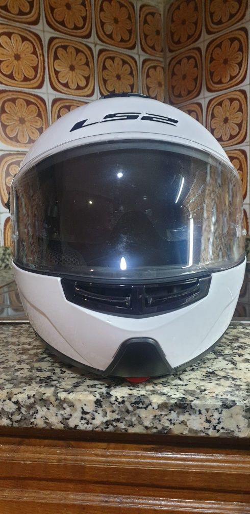 Capacete LS2 Strobe