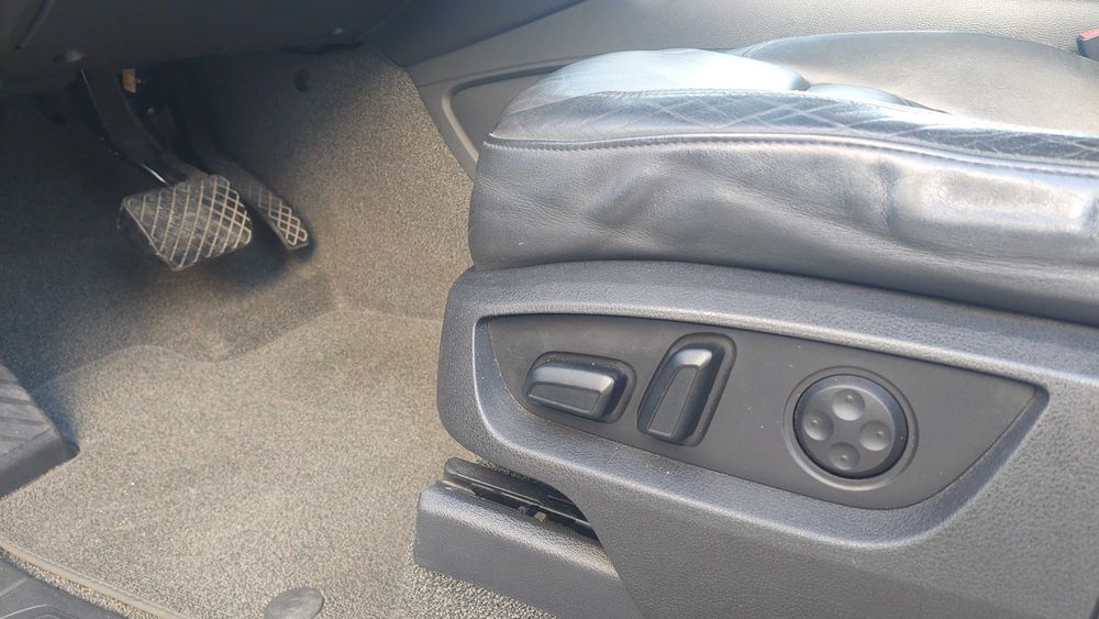 Audi Q7 3.0 TDI Quattro - 7  LUGARES | SELO ANTIGO