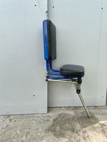 Сидіння, крісло на пружинах