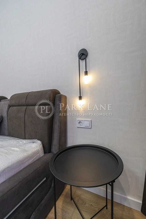 2-к Котарбінського (Кравченка), 24 Старт Шевченківський, Лук'янівська