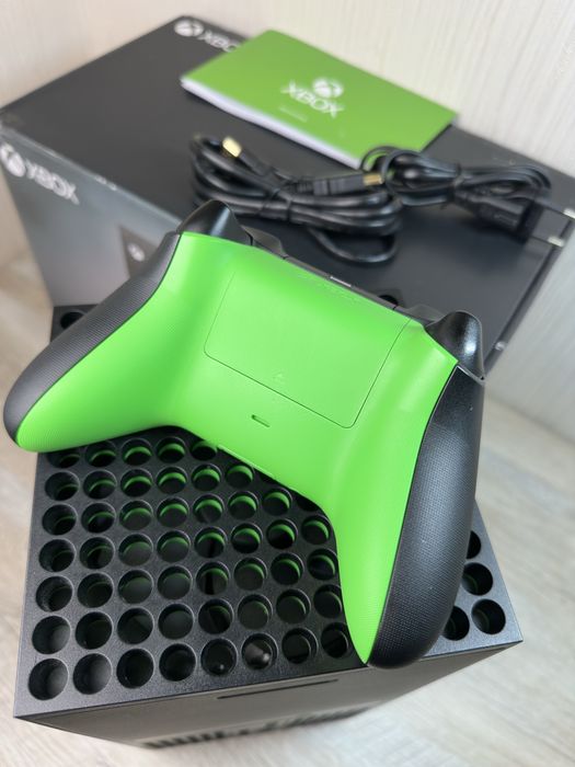 Продам Xbox Series X 2TB Galaxy Black