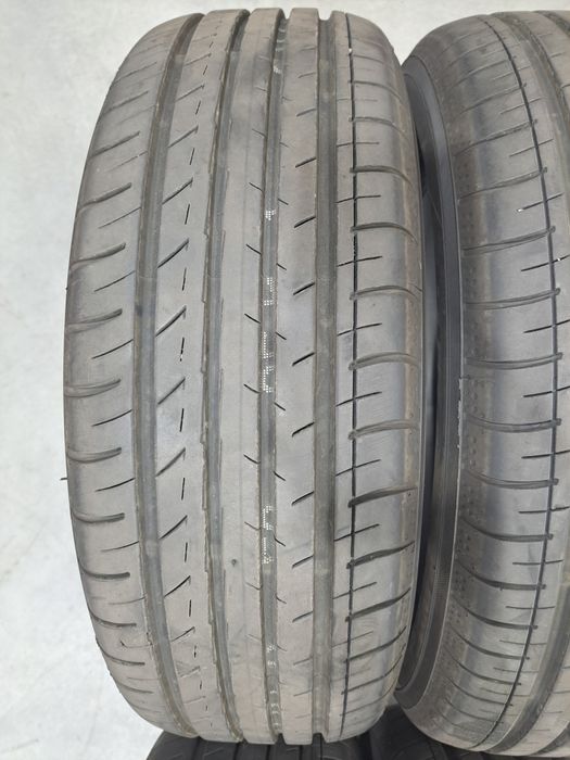 4 pneus "novos" 205 60 R16 Yokohama BluEarth-GT