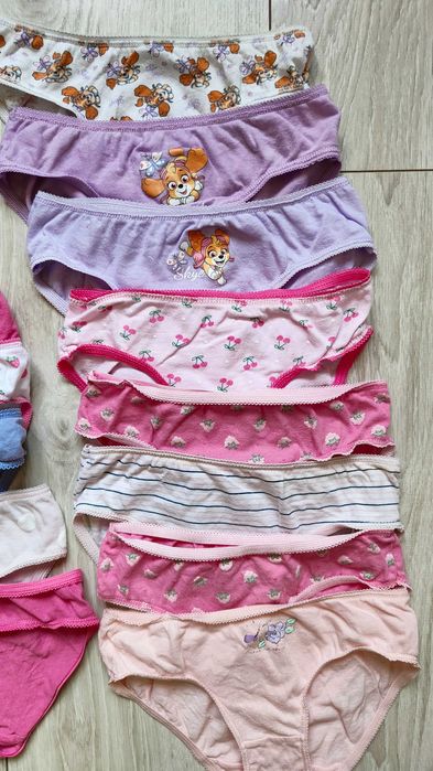 majtki dla dziewczynki 16 sztuk zestaw 104/110