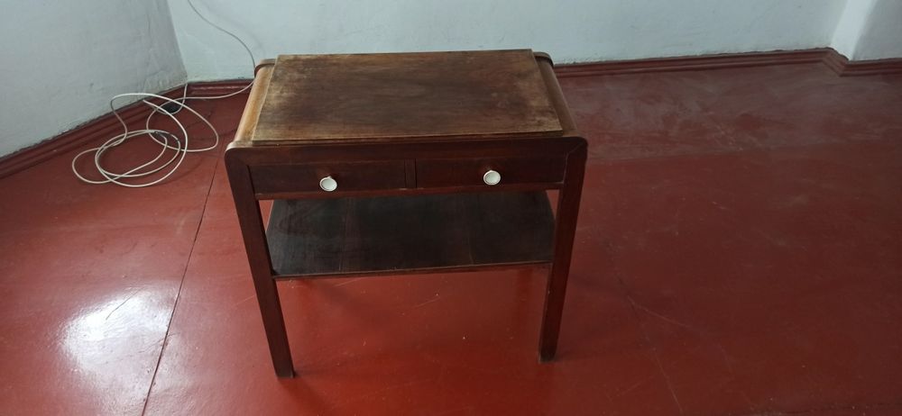 Stolik RTV z czasów PRL