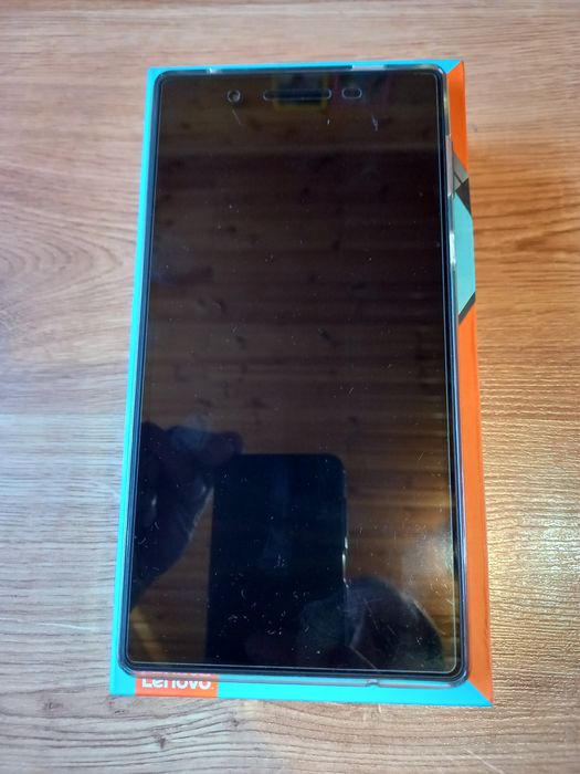 Планшет Lenovo Tab4 7 TB-7504X LTE 2/16GB Black