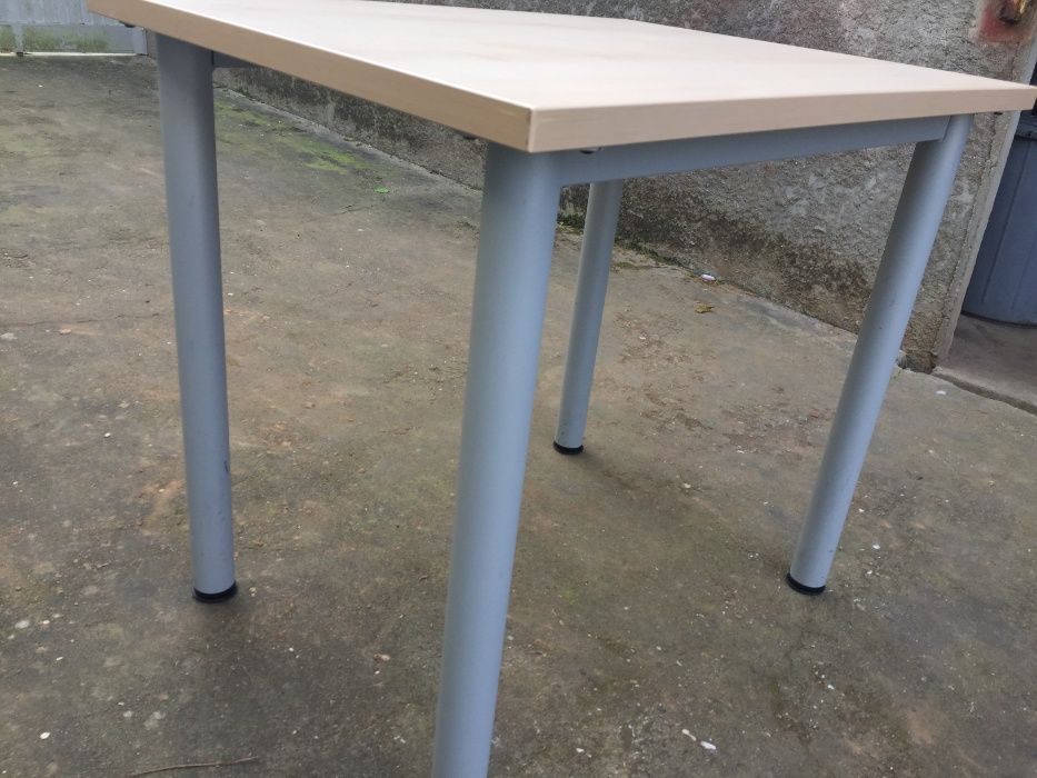 Mesa Multiusos em Faia