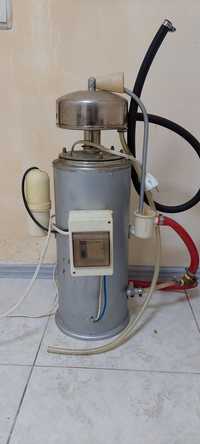 Аквадистилятор  ДЭ-4 для проточної води 
Готовий до встановлення, всі
