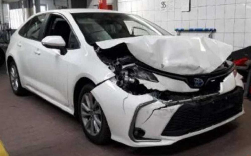 Toyota Corolla 2024 r. 1.8 Hybrid 140 KM kraojwy I właściciel