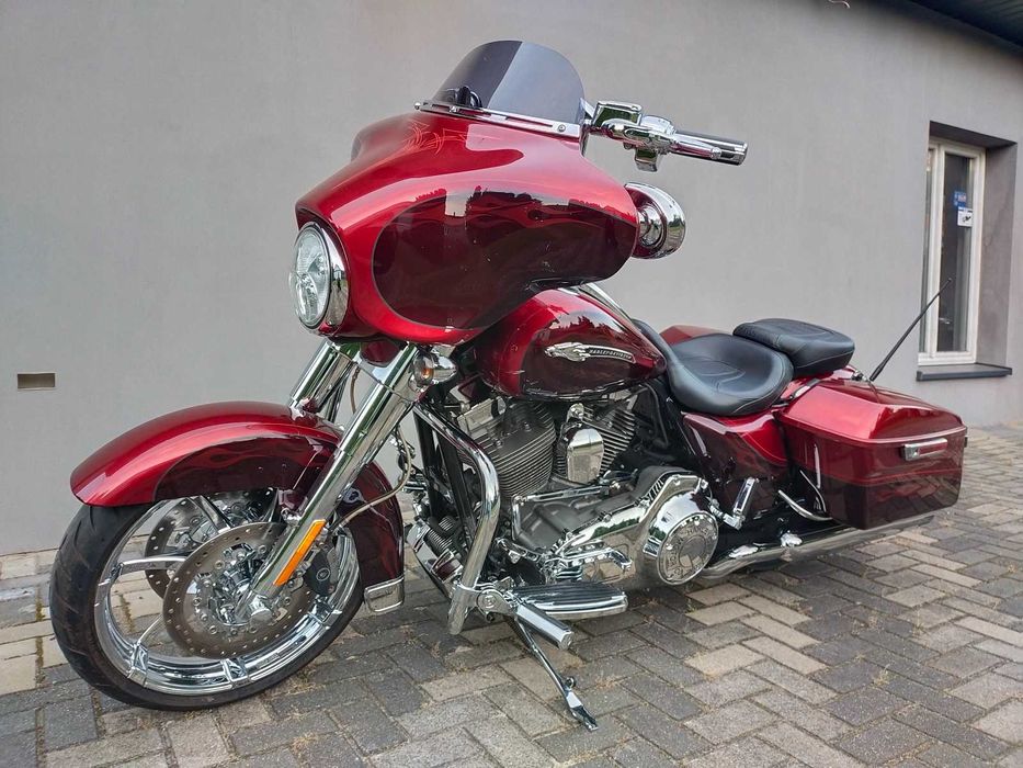 Harley-Davidson Flhx Street Glide CVO 110Ci 2012r.