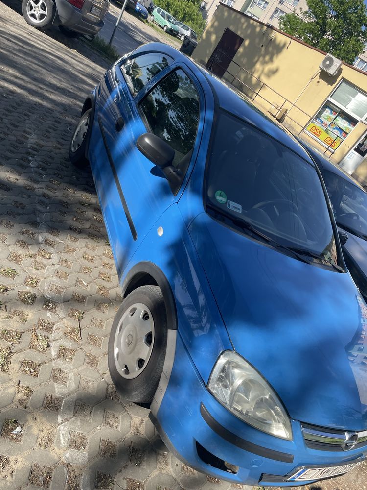 Opel corsa C 1.0