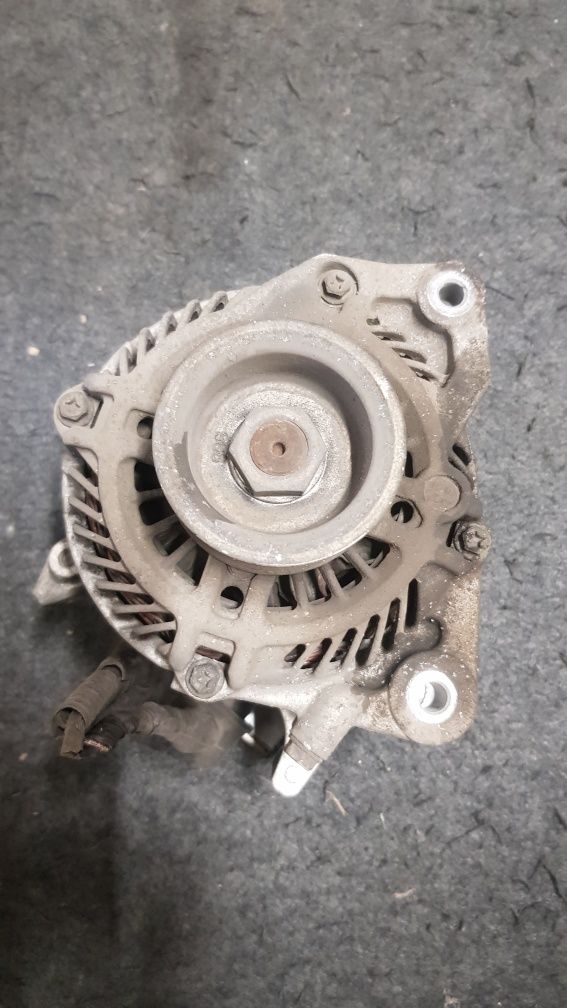 Honda Civic VIII Ufo 1.8 alternator Civic VIII sedan 1.8 05-12r