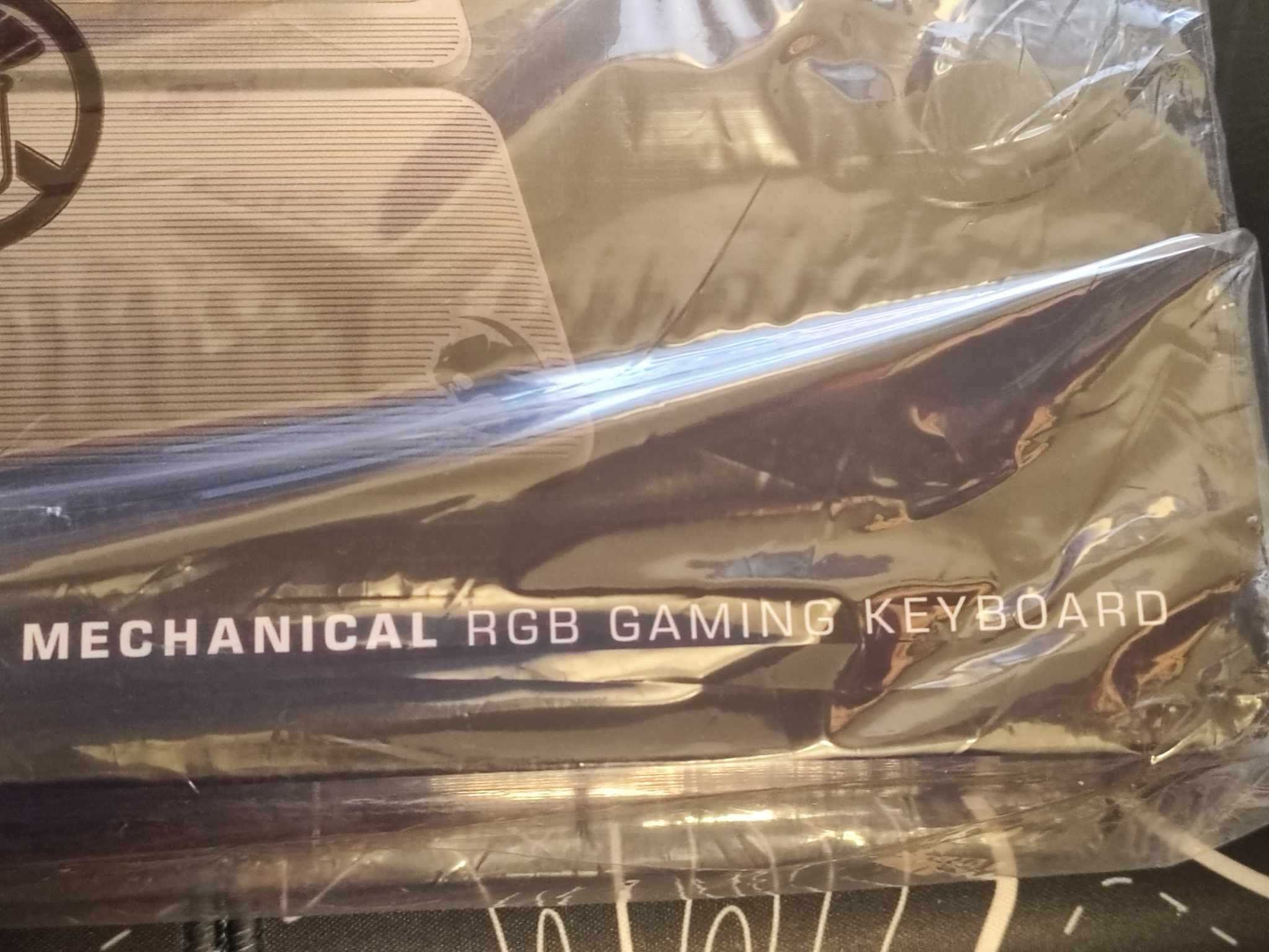 Klawiatura przewodowa Roccat Mechaniczna Pyro Aimo RGB