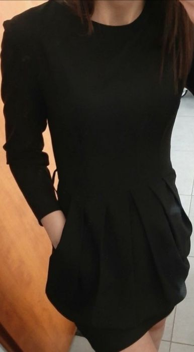 Czarna sukienka mini