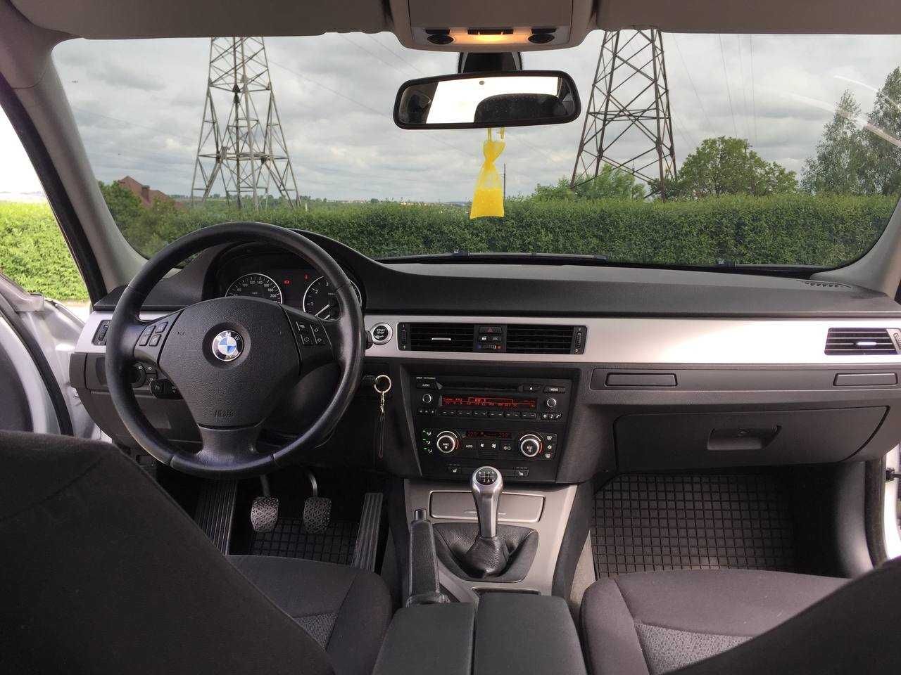 BMW E91 320I Отличное состояние