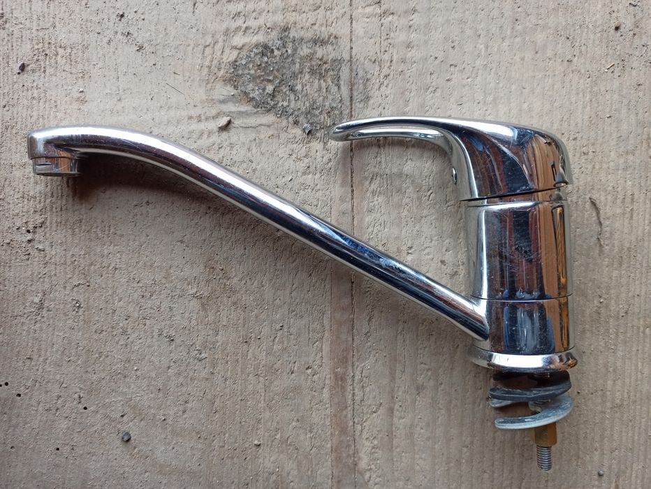 Змішувач кран кухонний