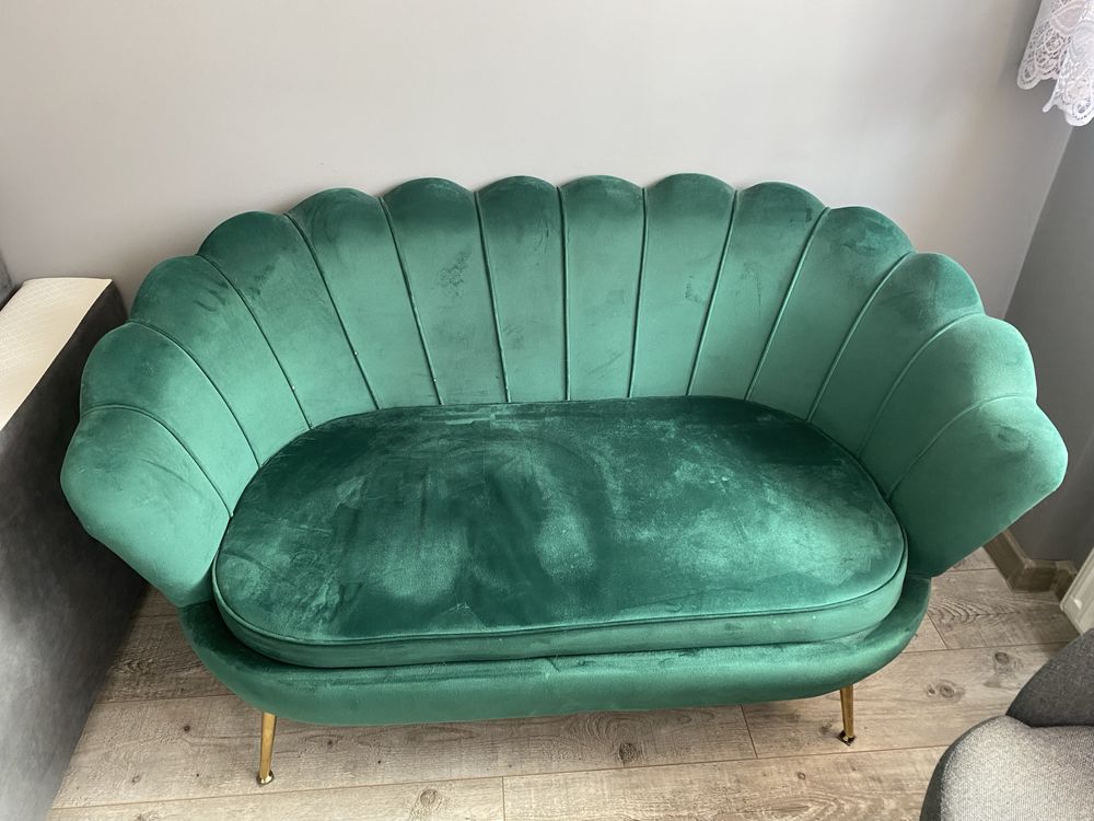 Sofa ciemnozielona