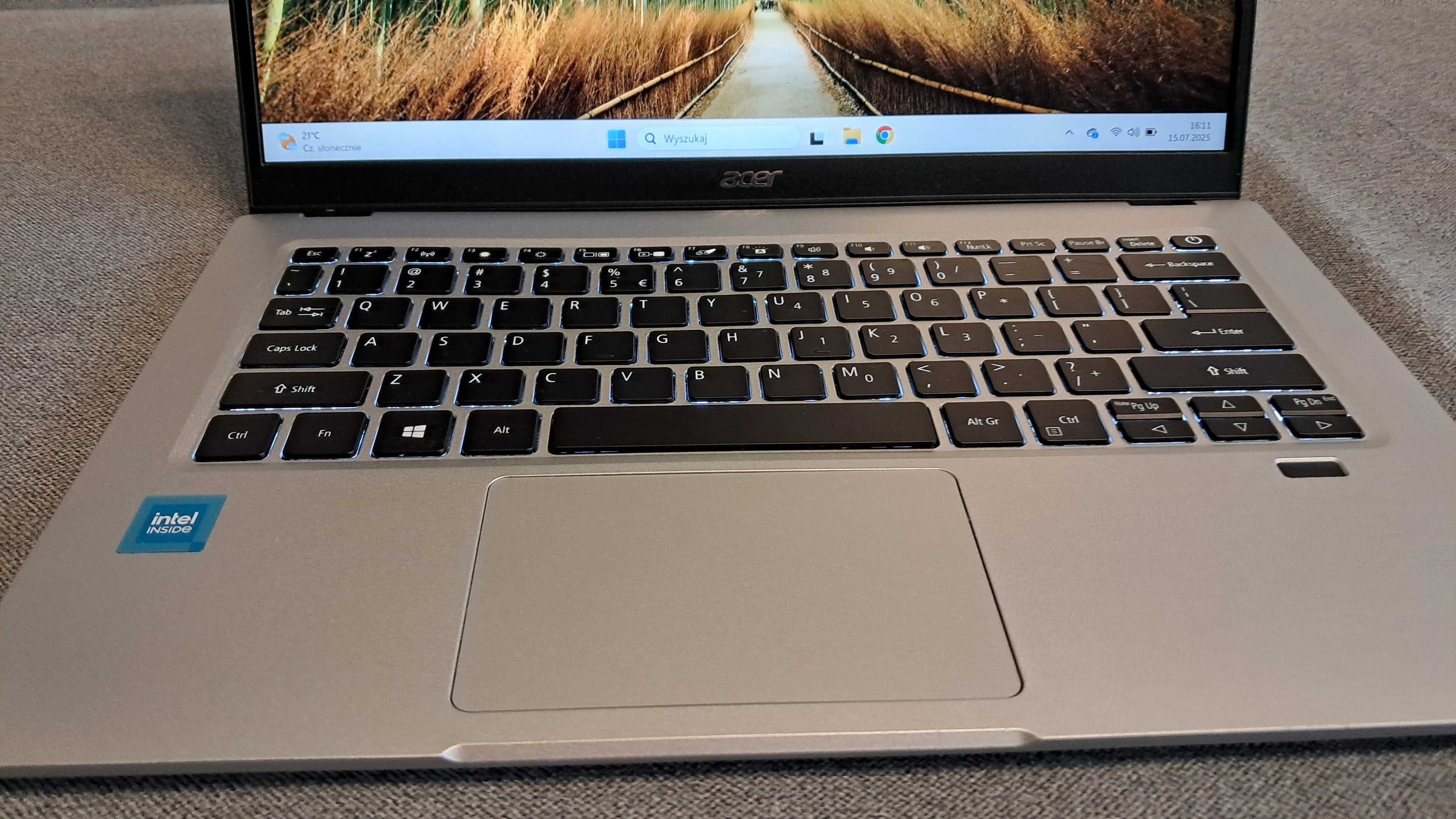 Laptop do pracy / nauki. Gotowy do użycia. Szybki SSD + bateria 4h