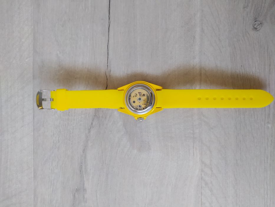 Zegarek St. Tropez V8 z chronometrem, zegarek mechaniczny.