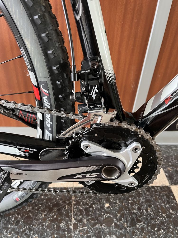 Bicicleta de Montanha / BTT Carbon Olympia CLSX 29 em excelente estado