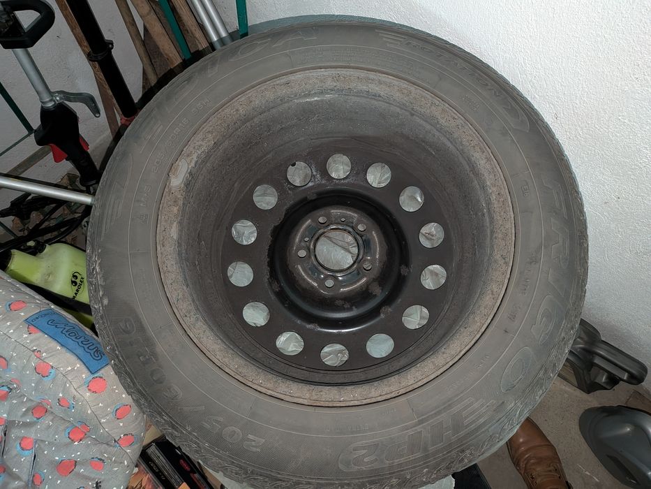 Koła R16, Felgi stalowe Citroen c4 Picasso,,4 sztuki + opony 205/60