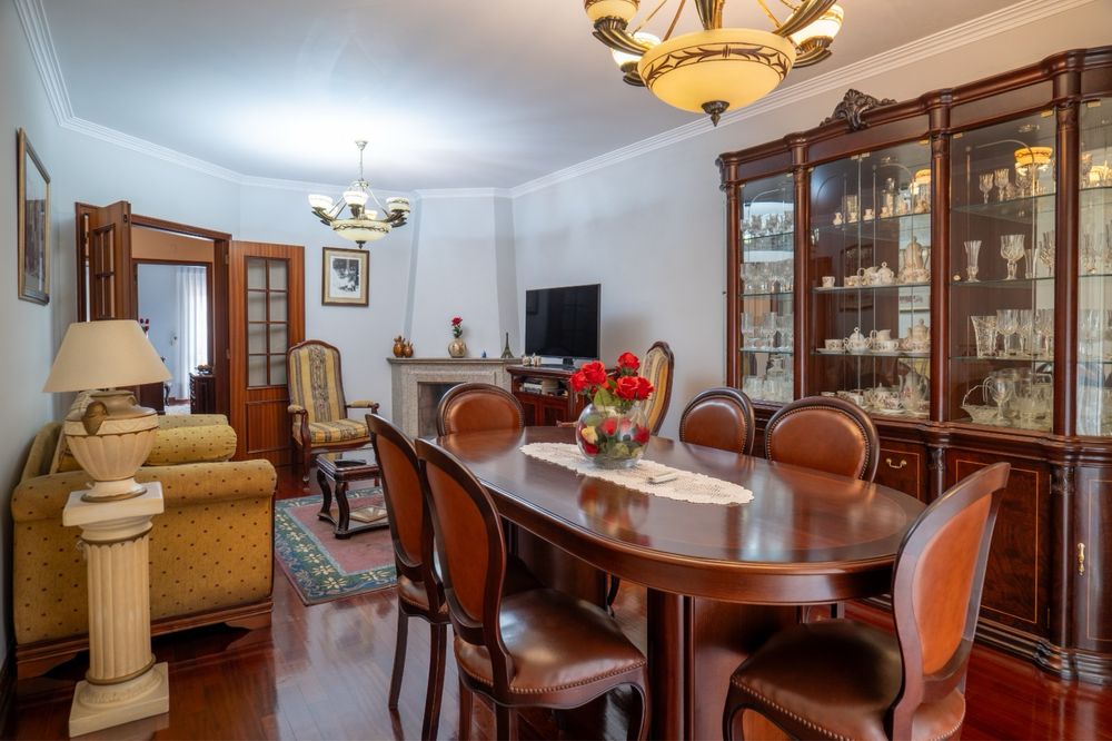 T2 em Real – Braga | Último andar | Garagem fechada | Excelente estado