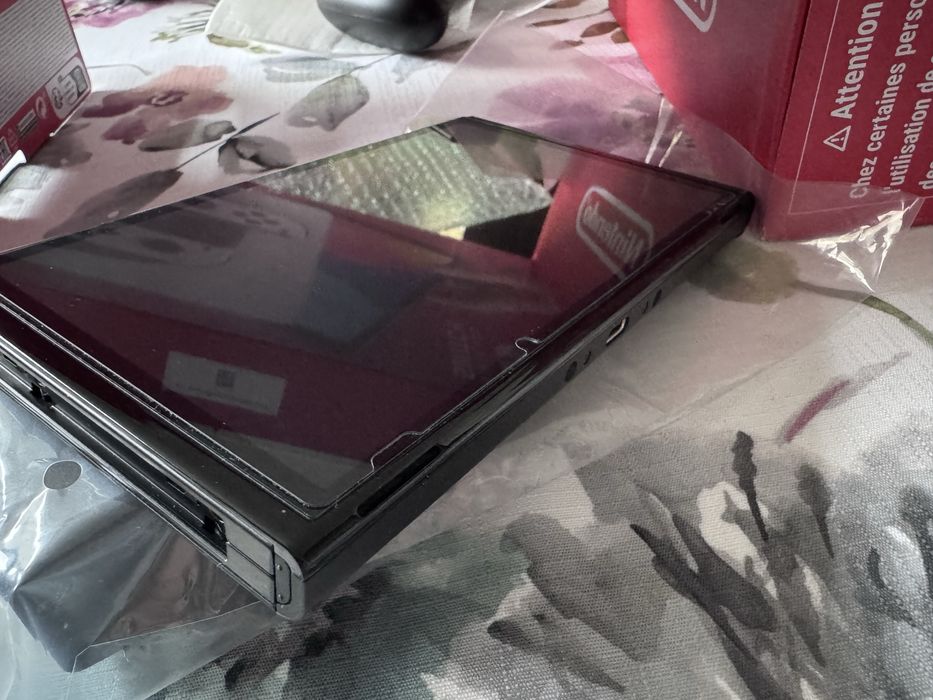 Nintendo Switch Oled 32GB + 128GB + Akcesoria