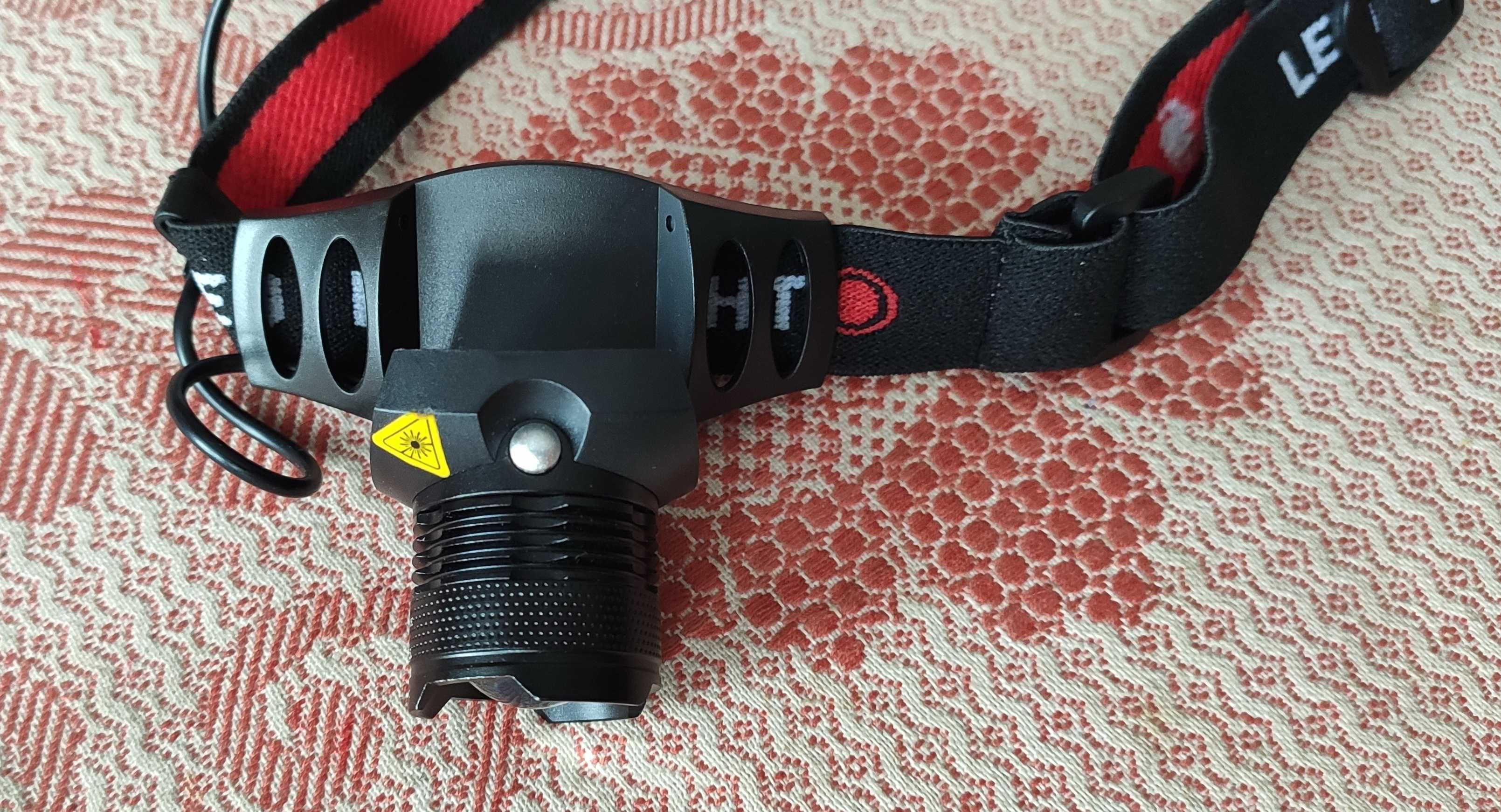 Фонарь налобный Police TK37-B CREE Q5 + ZOOM