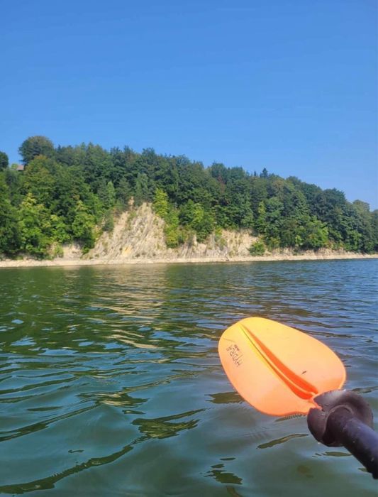 Jacuzzi Nad Soliną nad jeziorem Apartamenty w górach z widokiem na jez