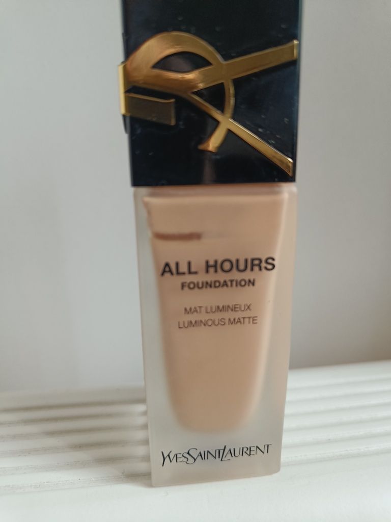 Podkład All Hours Foundation YSL LN1 beige