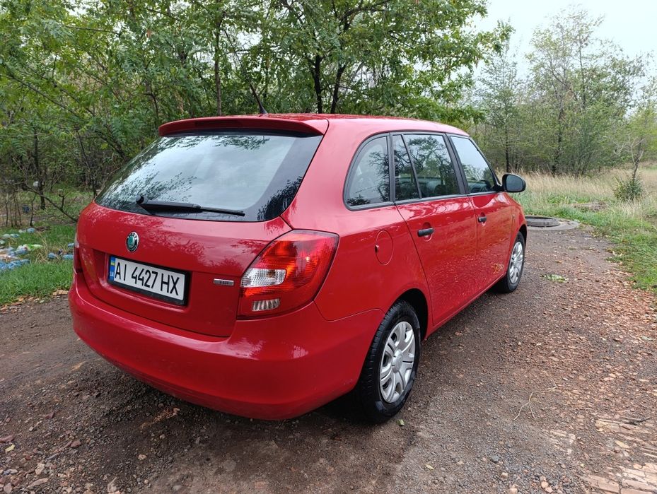 Skoda Fabia 1.6 TDI diesel дизель универсал 2011